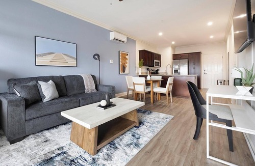 Johnstown Apartment | Landing | Stylish 2BD, Yoga Studio, Gym