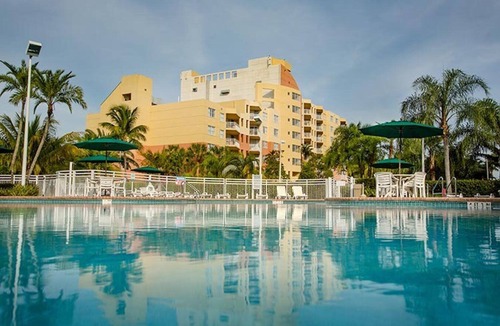 Weston Apartment | Large 2BR 2BTH Timeshare Apt in Weston, Fl. 12/28/24-01/04/25