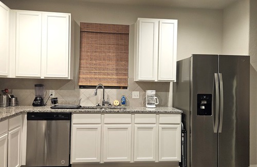 Westfield Apartment | Large Private Studio - Fast WiFi, Smart TV, Near IAH, Extended Stays Welcome