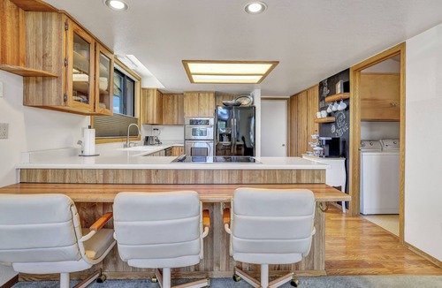 Twin Falls House | Large Townhouse on 18th green- beautiful location, indoor golf simulators 4 rent