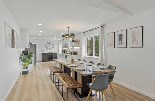 Riverview House | Lavishly West Seattle-Mins to Everything~Family Getaway and Superb bedrooms