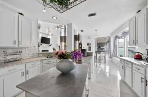 Lewisville Villa | Le Monye, Awesome luxury 6-bedroom villa with styled for your comfort