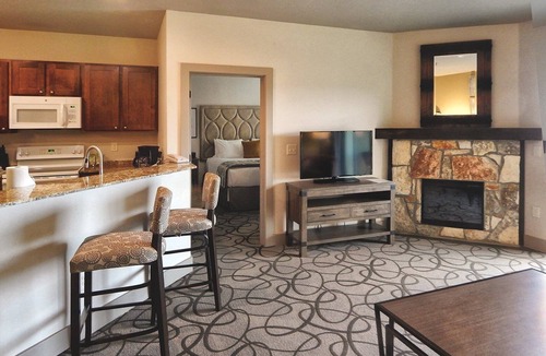 Ingram Resort | Leave your worries at the door!
