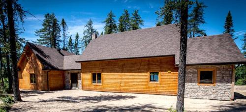 Saint-Ludger-de-Milot Ski Chalet | Les Chalets du Lac Serein (Ludger)