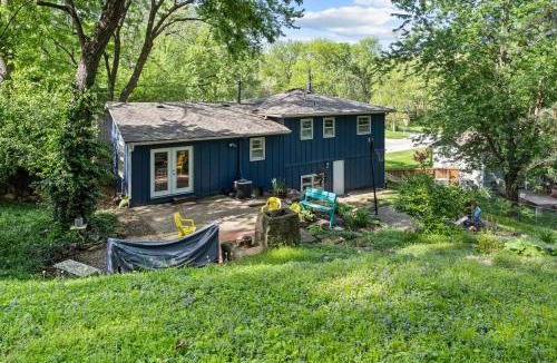 Liberty House | Liberty Retreat, King Beds, Close to KC, FIFA 2026