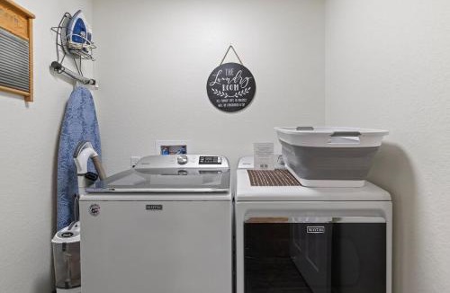 Hill City House | Lind Camp