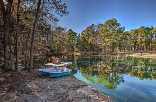 Winnsboro House | 'Little Lucky Star' w/Pond, Boat & Pasture View!
