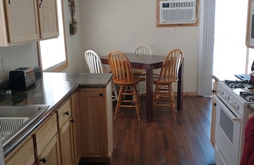 Lower Brule House | LITTLE PALACE ON THE PRAIRIE. THE BEST KEPT SECRET!