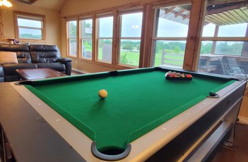 Weston Ski Chalet | Lodge One with Scenic View