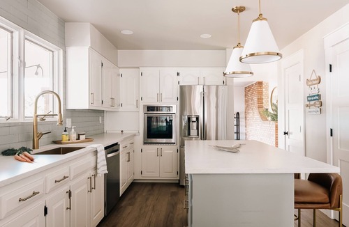 Loveland House | Logan Lakeview Retreat – Lakefront Hot Tub