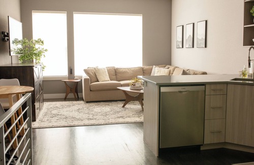Highland House | LoHi Luxury Townhome with Rooftop Views