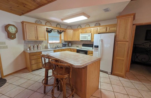 Graham House | Lone Star Cove on PK - West side near The Breakers Marina