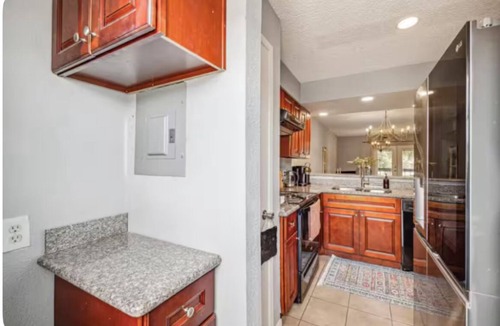 Nassau Bay Condo | Long term -Cozy Home 2BR 1.5B by Space Center