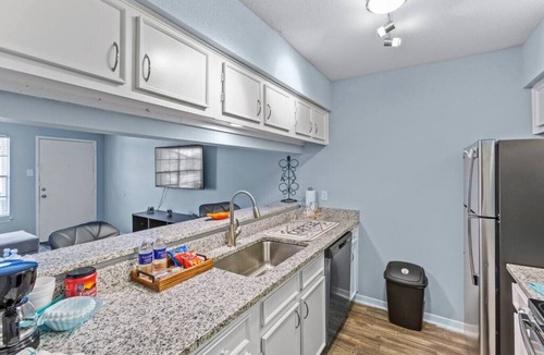 El Lago Apartment | Longer term option · 1 Bed by Clear Lake, NASA & Kemah