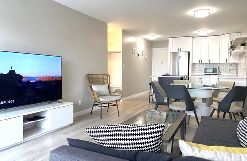 Hale Condo | Lovely 1 bedroom condo near shops & dining!