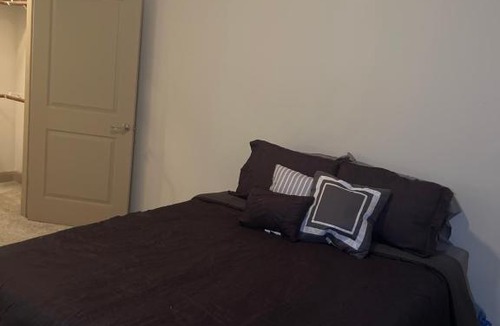 Astrodome Apartment | Lovely 2 bed 2 bathroom apartment