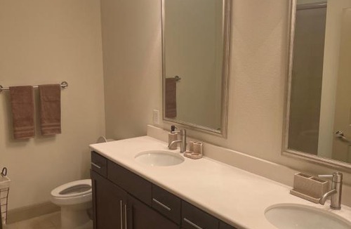 Astrodome Apartment | Lovely 2 bed 2 bathroom apartment