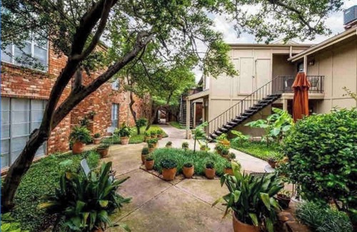 Dallas Condo | Lovely condominium in cedar springs