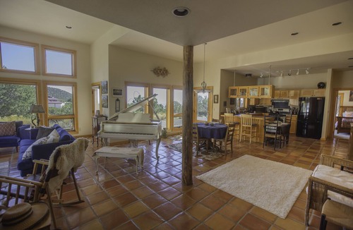 Baca Grande House | Lovely Home in Crestone - Great Views!