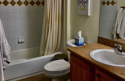 Willow Grove Condo | Lovely, Peaceful Condo Close to Skiing, River and Services