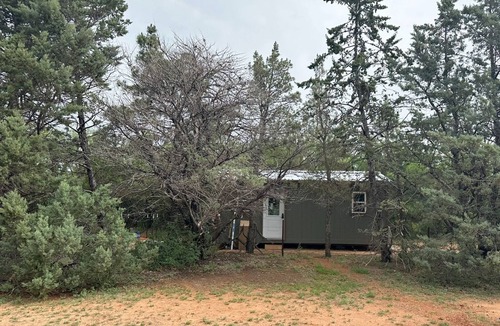 Abilene Cottage | Lovely private 1 bedroom Casita in country setting in Abilene.