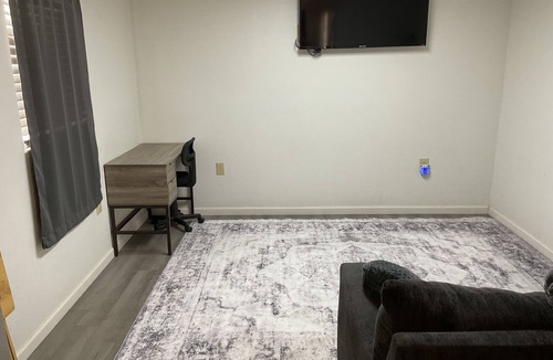 Carlsbad House | Lovely tiny home with AC in charming Carlsbad