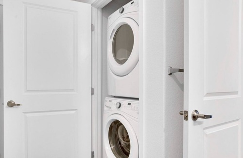 Uptown Apartment | Lovely Uptown 1BR w/ W/D, Gym & Pool, walk to RiNo bars, by Blueground