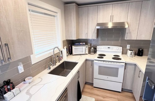 Tukwila House | Lower Unit by Sea-Tac Airport - 2 bedrooms.
