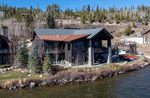 Grand Lake House | LP Lakefront House - *Private Dock* - 7000+ Square Ft of Space, Stunning Views, Impeccable Quality