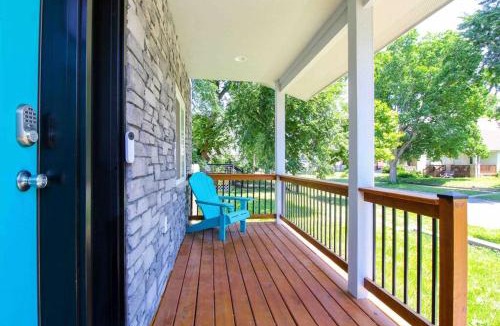 Des Moines House | Lux finishes 4 bedroom DSM home Great location