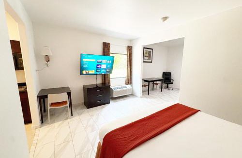 Three Rivers Hotel | Lux Inn and Suites