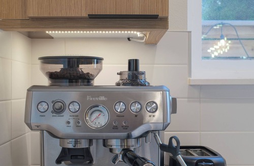 South Delridge House | Lux with AC & Parking 15 min to Alki - Stadium-Airport
