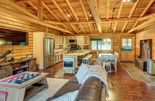 Angel Fire Cabin | Luxe Angel Fire Cabin w/Views: Hike & Fish!