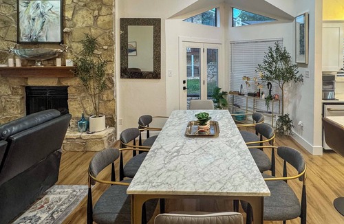 Granbury House | Luxe Lake Granbury Retreat: Dock, Deck & Game Room