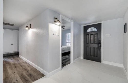 The Colony House | Luxurious 5BR 2B Home with Pool Grill Sauna & Game Room