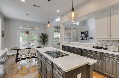 Mesquite House | Luxurious Home w Cinema Room & Private Pool