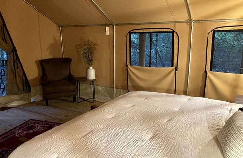 Livingston RV Rental | Luxuriously Romantic Safari Tent in Livingston, Texas