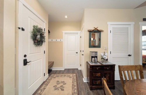 Silvercreek Condo | Luxury 1-bedroom ski in/ski out condo in lovely Granby Ranch