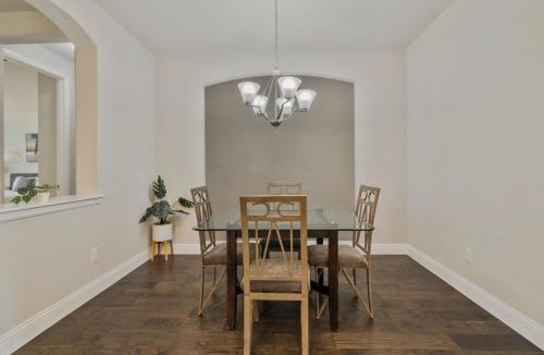 Fort Worth House | Luxury 3BR Near Dallas Stadium- World Cup Ready