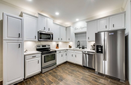 Princeton House | Luxury 5BR Home w/Pool, Spa & Outdoor Kitchen Near Lavon Lake – Princeton TX