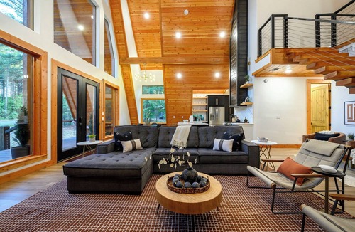 Pickens Cabin | Luxury A-Frame Retreat - Pool - Hot Tub - Fire Pit - Bring your ATVs - Sleeps 12