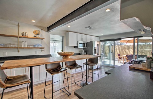 North Valley Cottage | Luxury Albuquerque Home w/Pool, Deck, + Hot Tub!