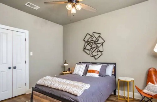 Bridgeport Apartment | Luxury Apartment in Historic Downtown Bridgeport!