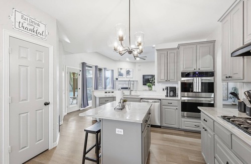 Lewisville House | Luxury Backyard Pool & Patio Oasis (4-BD/2.5-BA)