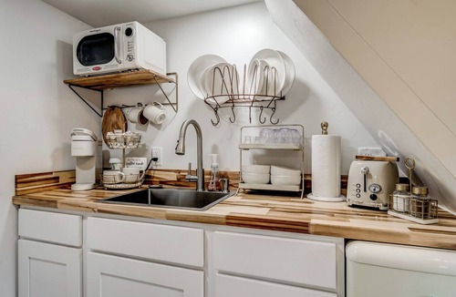 Stillwater House | Luxury Cottage Getaway
