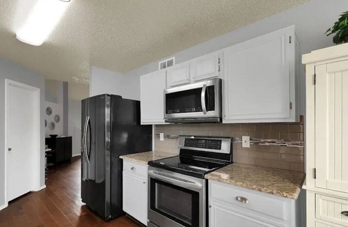 Frisco House | Luxury Fully Equipped 3Bedroom-3Bathroom house with AC in charming Frisco