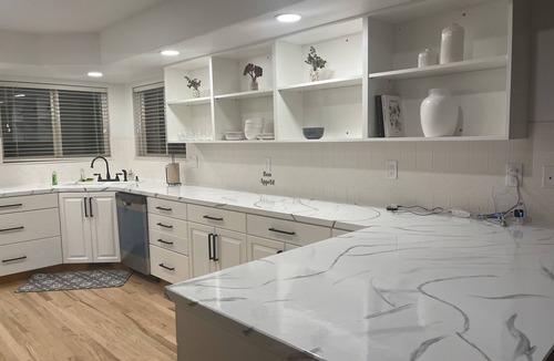 Greeley House | Luxury Home in Greeley - Huge Space -410O sq ft- 4 Bedr 4 bath