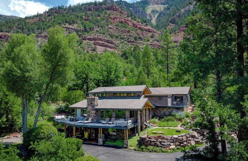 Durango House | Luxury Home on 8 Acres - 9 Min. to DGO - Hot Tub/Fire Pit - Awesome Views -