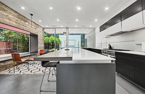 South Central Houston House | Luxury Houston home perfect for FIFA World Cup stays!