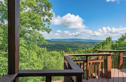 Hot Springs Village Villa | Luxury Mountain Views in Hot Springs Village